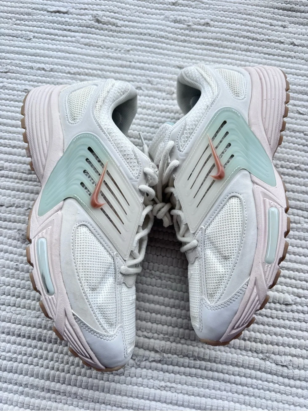 Nike Air Pegasus Wave Sneakers White Mint Coral Gum Sole Size 9 New